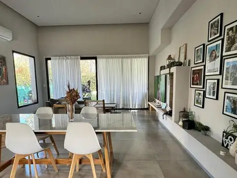 Casa en Venta en Bella Vista, USD 445.000