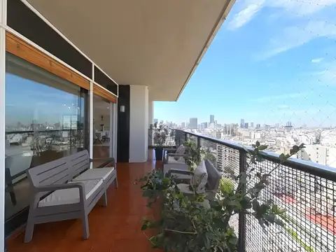 Departamento 5 ambientes con 4 baños