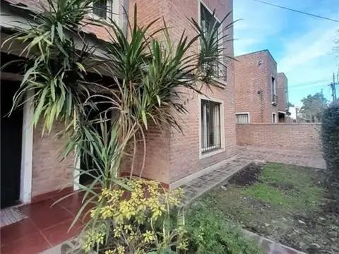 Casa dúplex en Alquiler BARRIO BONANZA