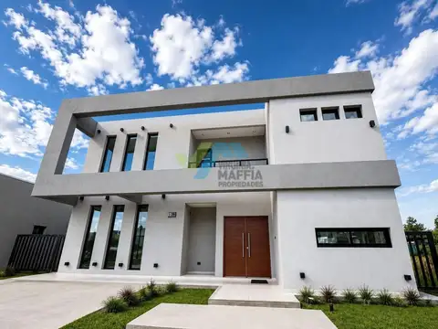 Casa moderna en dos plantas con pileta - PILAR DEL ESTE