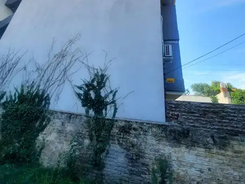 Terreno en Venta 8  mts Frente