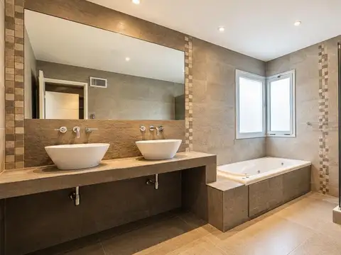 Casa 6 Ambientes con piscina - Barrio la Pradera