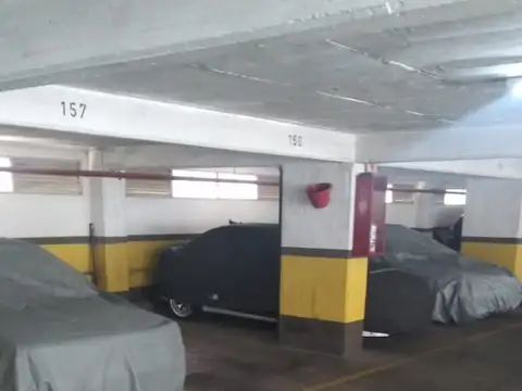 Cochera en Venta Cubierta