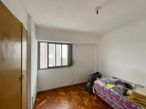 Salta 2900, 2 dormitorios, balcón, 52 m2.-