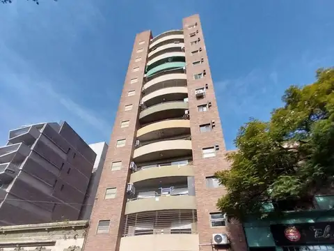 Salta 2900, 2 dormitorios, balcón, 52 m2.-