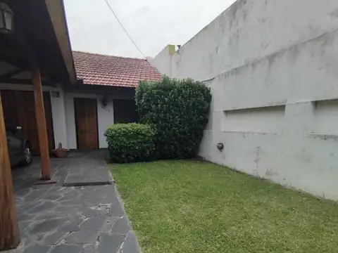 Casa en Venta en Villa Ballester, USD 220.000