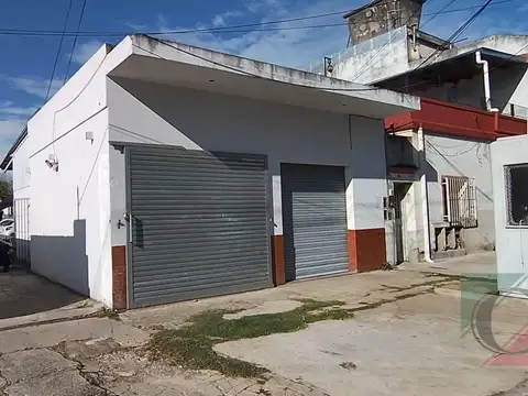   Lote  amplio de 10x59 mts 