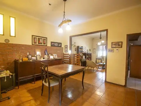 Depto Tipo Casa en Venta 60 años