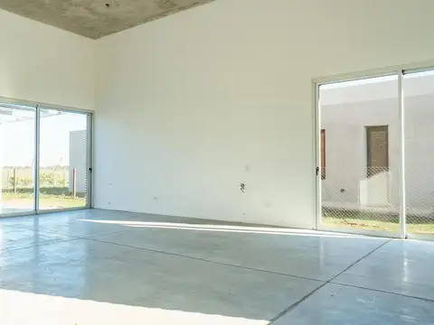 Casa en Alquiler al Este