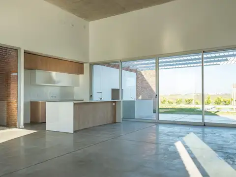 Casa en Alquiler en Funes, $ 3.000.000