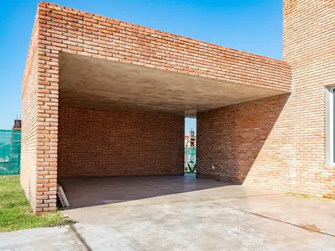 Casa en Alquiler de 3 dormitorios