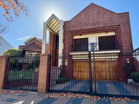 Casa en Venta en Villa Ballester, USD 450.000