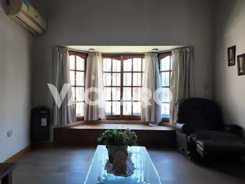 Casa en Alquiler de 4 dormitorios