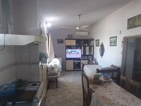 Dos casas con escritura en Parque Republica