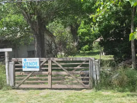 VENTA- CASA  5 AMBIENTES- PARQUE SAKURA- Bartolomé Mitre 700