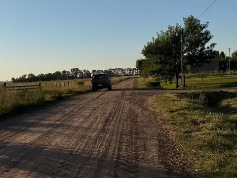 Loteo en el campo en el apacible y encantador pueblito de Salvador María, Segunda Circunvalación y calle 13