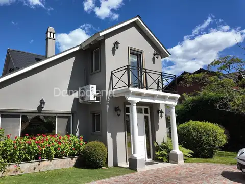 Casa  en Venta en Campos de Alvarez, Francisco Álvarez, Moreno