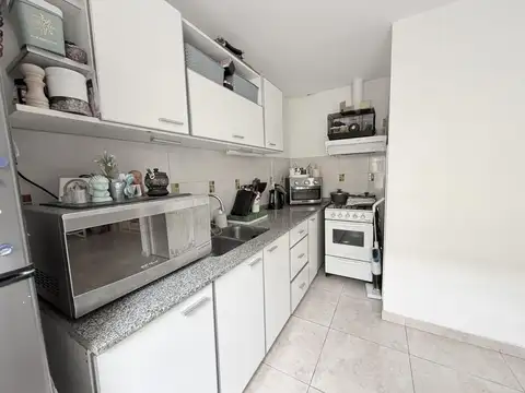 Depto Tipo Casa en Venta 8 años