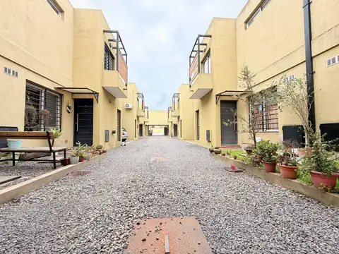Depto Tipo Casa en Venta de 2 dormitorios