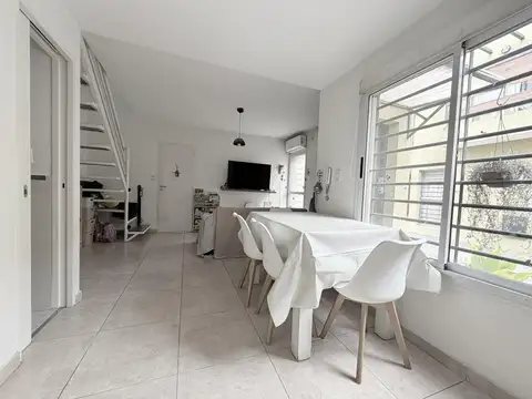 Depto Tipo Casa 3 ambientes con 1 baño