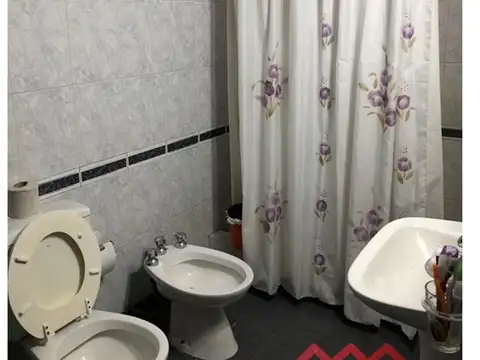 Casa con Local en VENTA- Billinghurst