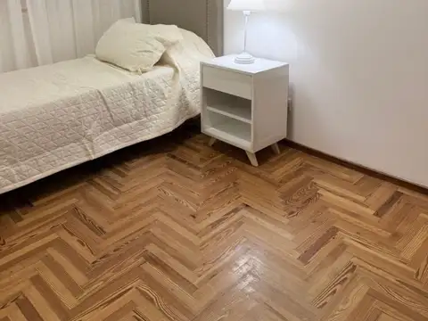 Venta departamento 3 ambientes con dependencia, balcón saliente y 2 baños