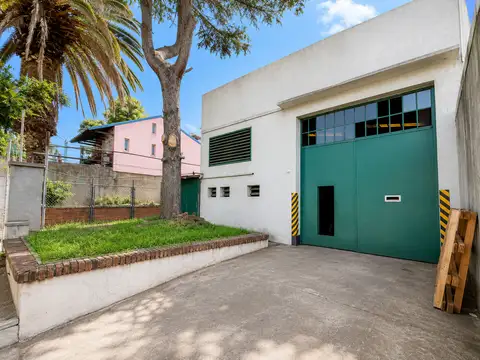 Galpon en Venta en Castelar Sur, USD 158.000