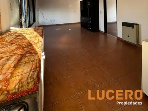 Casa en Alquiler en Morón, $ 750.000