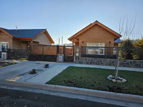 Casa 3 ambientes con 2 baños