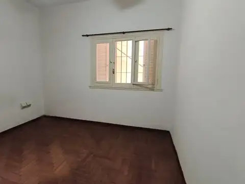 Venta PH  4 ambientes planta baja patio propio