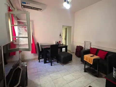 DEPARTAMENTO 2 AMBIENTES VENTA FLORES BALCON 