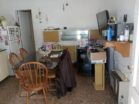 Depto Tipo Casa 2 ambientes con 1 baño