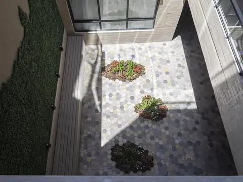 VENTA DEPARTAMENTO MONOAMBIENTE, CON BALCON Y PARRILLA EN COGHLAN