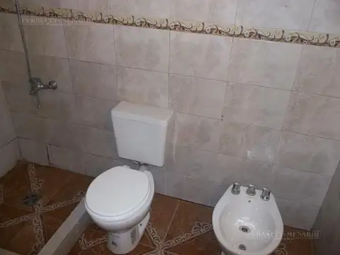 Depto Tipo Casa en Venta 50 años