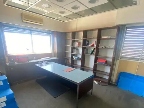 Oficina Monoambiente con 2 baños