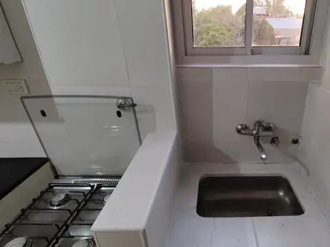 Departamento de 3 Ambientes Frente a Parque España