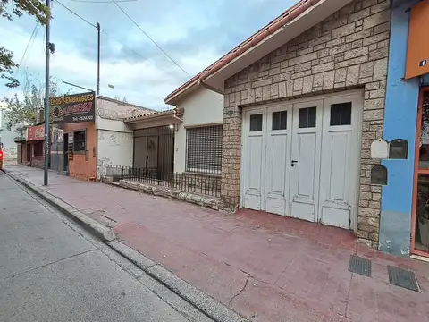 Casa en Alquiler en Godoy Cruz, $ 800.000