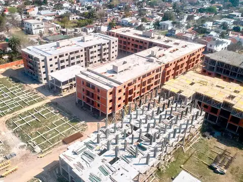 La Industrial  al 400