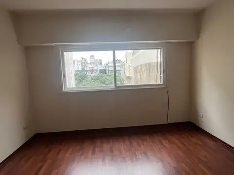 Carlos Pellegrini 1000
