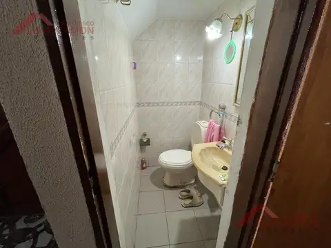 Depto Tipo Casa en Venta con 1 cocheras