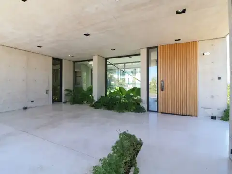 Casa en Venta en Puertos - Barrio Costas, USD 1.400.000