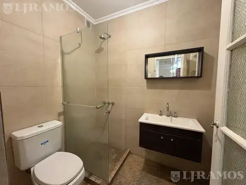 Depto Tipo Casa en Venta en San Telmo, USD 128.000