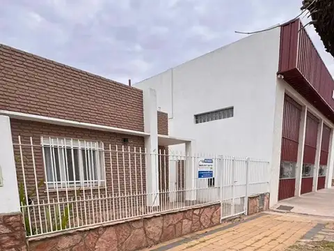 Capitán Sarmiento 100