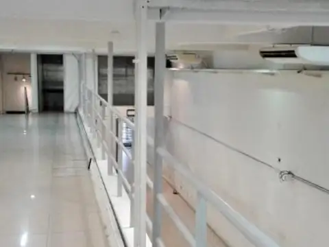 Local en Venta en Avellaneda, USD 900.000