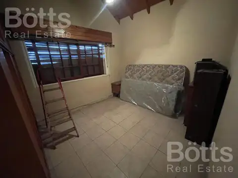 Depto Tipo Casa en Venta con 1 cocheras