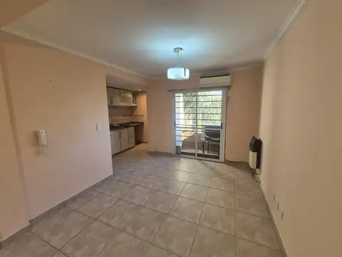 Emilio Mitre 1200, Piso 2
