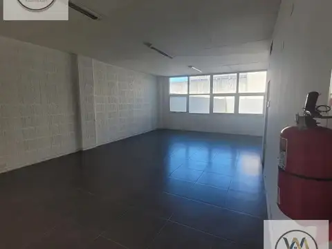 Oficina en Alquiler en Villa Sarmiento, $ 990.000