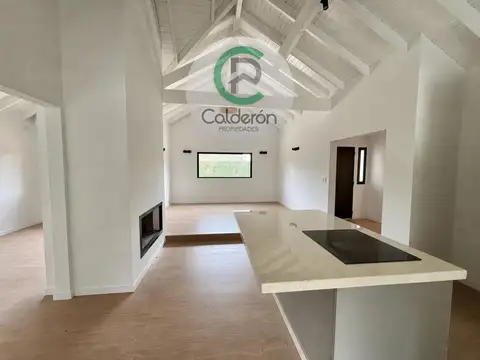 Casa en Alquiler de 3 dormitorios