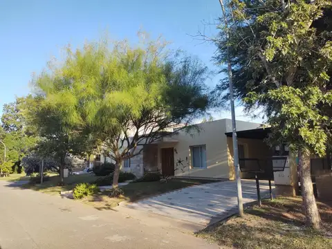 Casa en barrio Los Mimbres - Foto 0