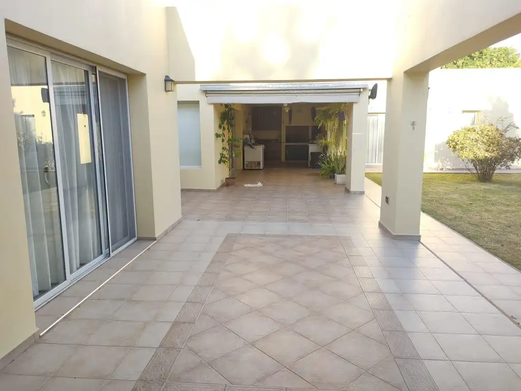 Casa en Venta en Country Los Mimbres